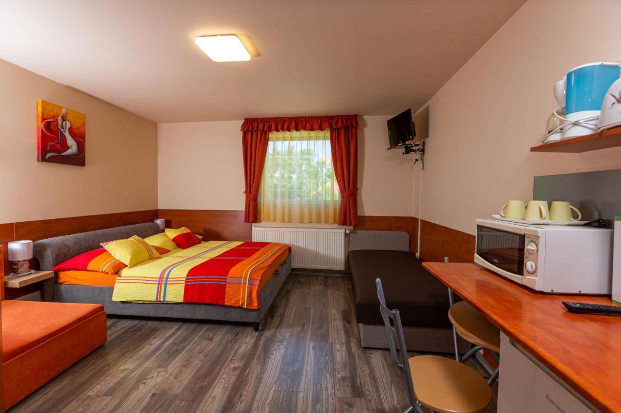 Hotel Erika Vendeghaz Eger Exteriér fotografie